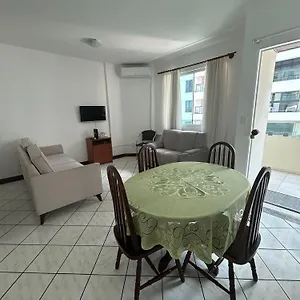 Apto 2 Dormitórios, Quadra Mar Com Garagem E Ar Condicionado Apartamento